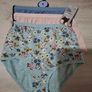 New M&S  3 pack brief size UK 8 Image 2