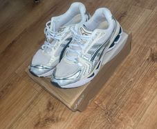 asics gel kayuno 14