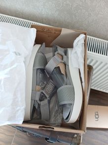 Ugg sandals Brand new in box