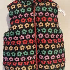 Girls Puffer Hooded Gilet