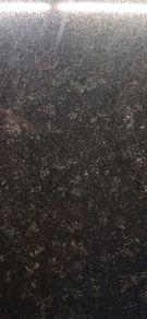 black quartz worktop