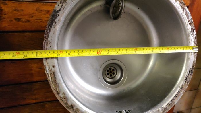 Premium Stainless Steel round sink & drainer