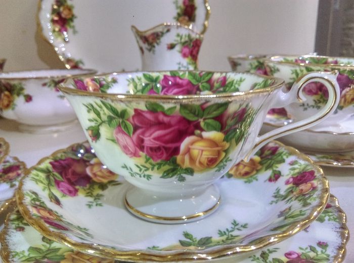 Royal Albert Old Country Roses Tea Set