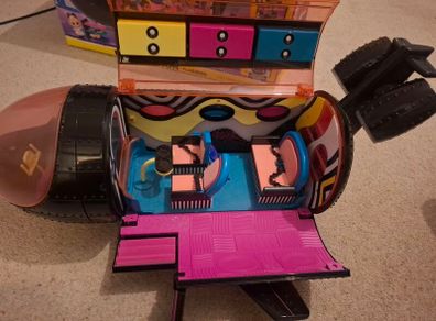LOL O.M.G. Airplane 4 in 1 Remix