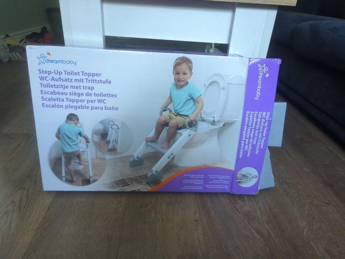 Toilet training seat