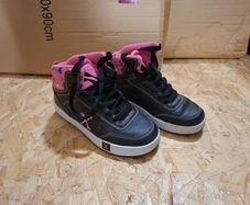 Heelys size 3