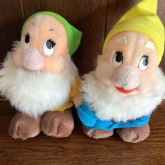 2 Vintage 70s Walt Disney World dwarf Plushes Happy and Bashful