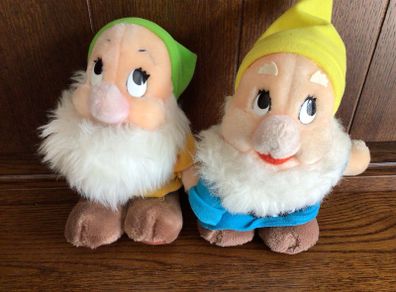 2 Vintage 70s Walt Disney World dwarf Plushes Happy and Bashful