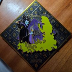 Malificent & Aurora LE 700 Disneyland Paris Pin