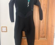 Wetsuit