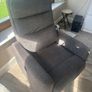 electric recliner Image 3