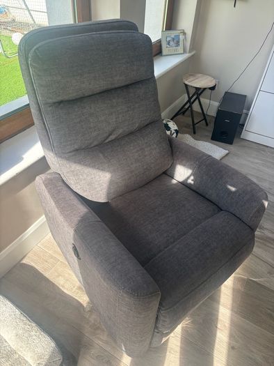 electric recliner
