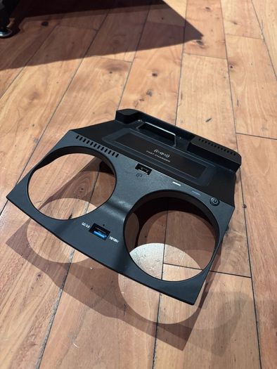 BMW 530e wireless charger