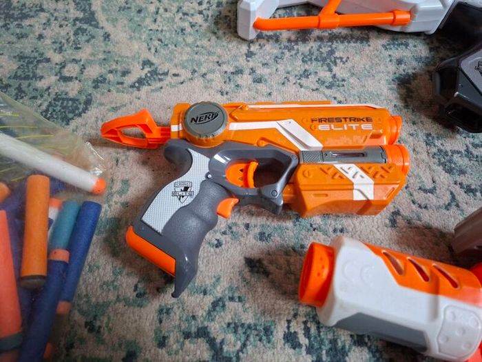 Nerf Guns, 1 pair goggles and accessories