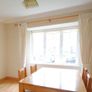 Dining table Image 4