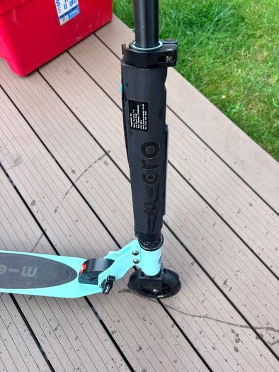 MICRO Sprite Deluxe Scooter