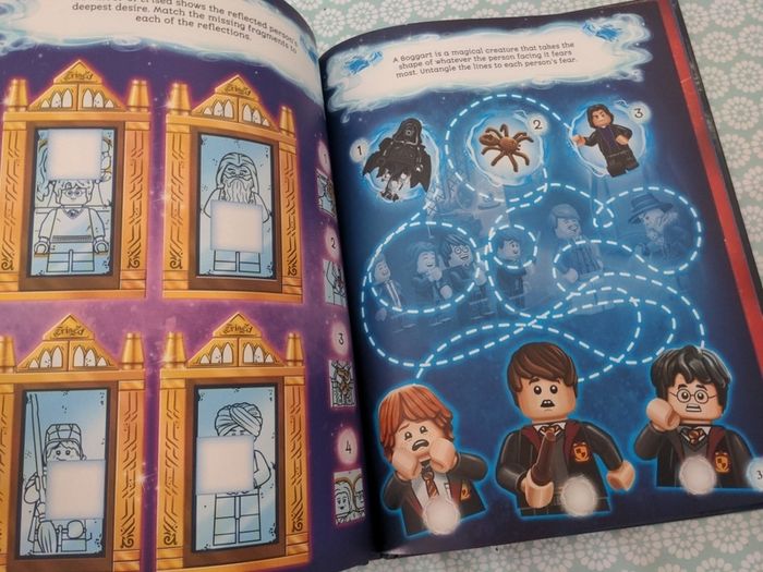 Lego Harry Potter Hogwarts Yearbook 2020
