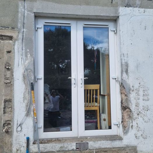 Irish Builder 30 years in business specialised in attic conversions and extensions guaranteed to beat most prices with the same quality of work