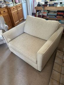 Armchair fold out bed