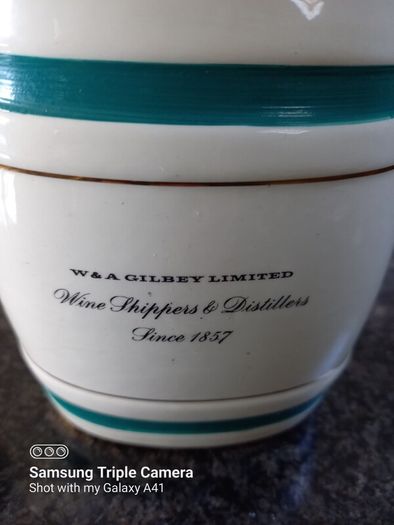 Vintage Royal Victoria Wade sherry cask. Very good condition