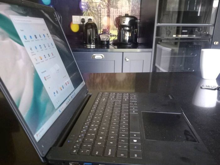 Toshiba DYNABOOK Slimline laptop