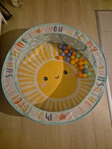 baby ball pit