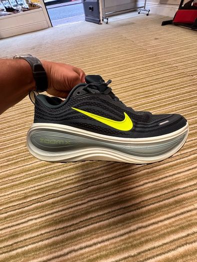 Nike vomero plus run