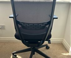 Ergonomic office chair