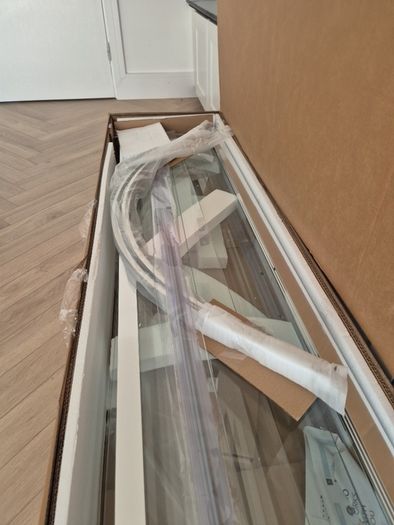 shower enclosure