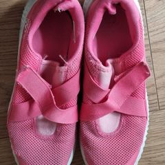 Free footwear