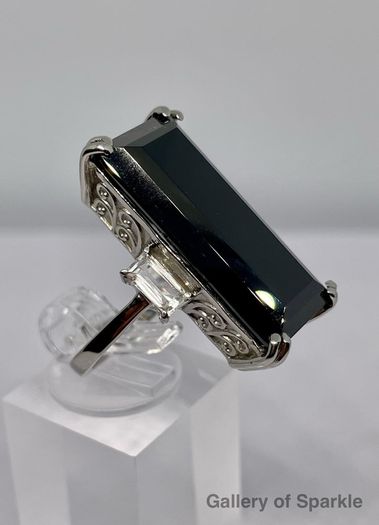 Black Spinel and White Topaz.