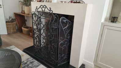 Large Ornate Wrought Iron 3-Panel Fireplace Screen / Spark Guard