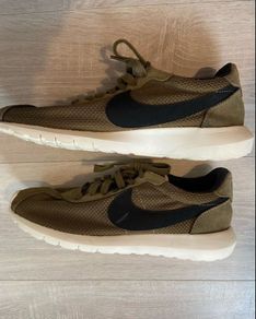 Nike Trainers UK 8