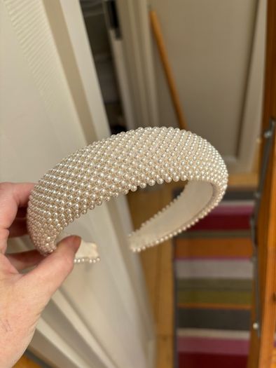 Pearl hairband