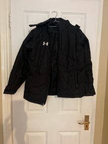 Under Armour jacket size Youth L