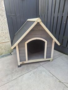 dog kennel