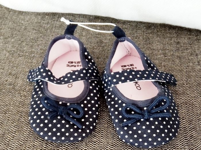 Baby girl shoes 9-12