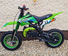 Ultra kids dirtbike 49cc 2 stroke