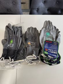 Safety Gloves
