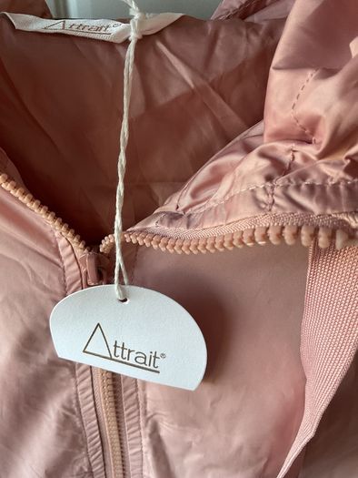 jacket Bnwt size medium windbreaker jacket dusky pink attrait brand