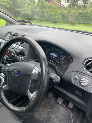 2011 Ford S-max