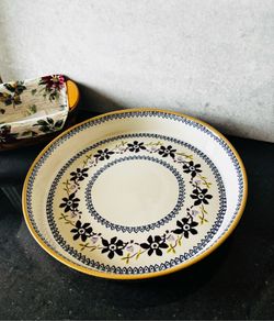 Nicholas Mosse Dish Clematis