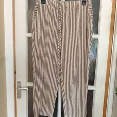 Striped Elasticated Waist Trousers Fits UK 12 to14 Wardrobe Clear out