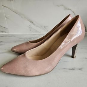 Gabor ladies medium heel nude pink shiny court shoes size UK 4.5 EU 37.5 new & boxed