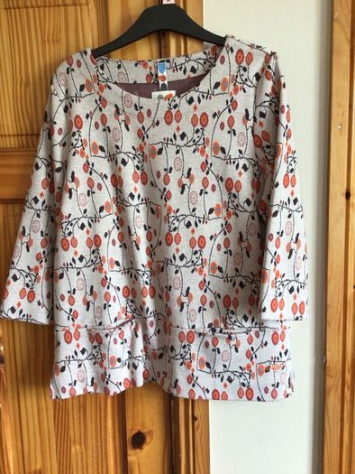 Weirdfish Ladies beige orange 3/4 Sleeve heavy jersey top size 14 includes postage