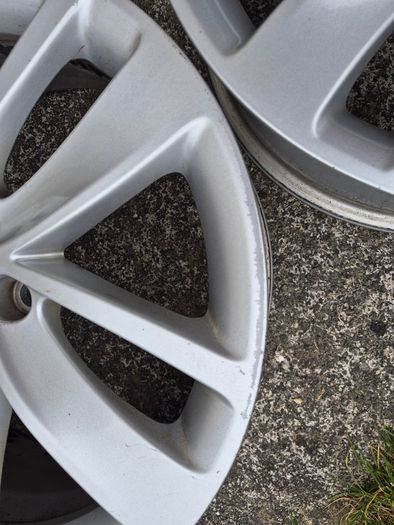 Set of 4 Genuine Opel Mokka 18 Alloy Wheels (5x105)  Delivery