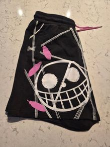 Doflamingo shorts
