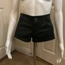 Dark green shorts from bershka Image 5