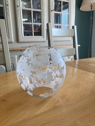 Glass lamp shade
