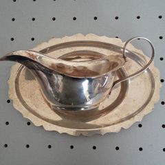 Gravy Boat & Underplate